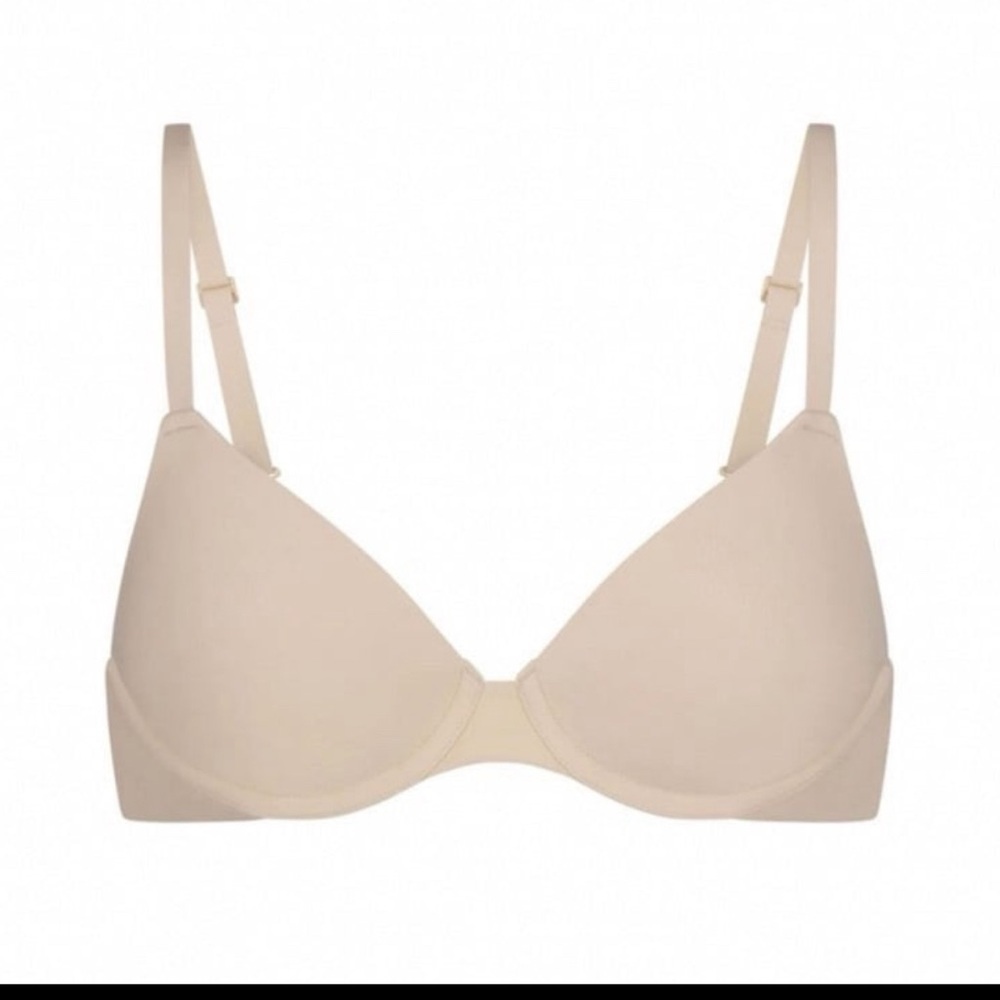 NWT SKIMS Fits Everybody T-Shirt Demi Bra SAND 40C